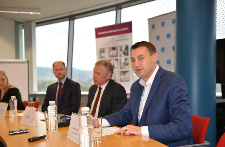 Svaz průmyslu jednal s vedením kraje, rektorem Technické univerzity a podnikateli